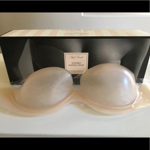 Victoria’s Secret Invisible Shaping Gel Sticky Bra